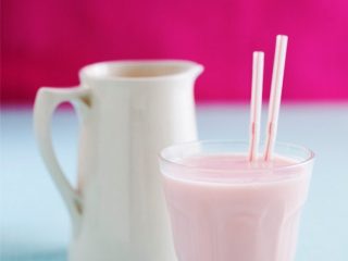 How To Make Strawberry Milk